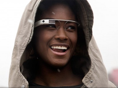 Google Glass离日常生活还有多远? Google Glass离日常生活还有多远?
