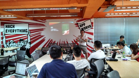 成熟,但别长大 Steven Su, Fandora