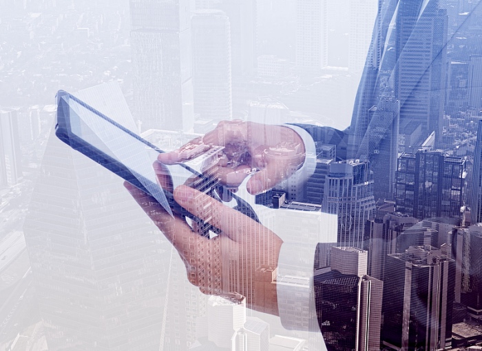 小鱼易连视频会议让用户随时穿越远程监工_