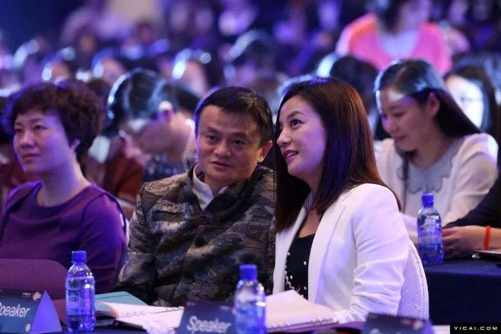 A股频现天价“分手费” ,解读赵薇兄嫂八卦背后的法律门道