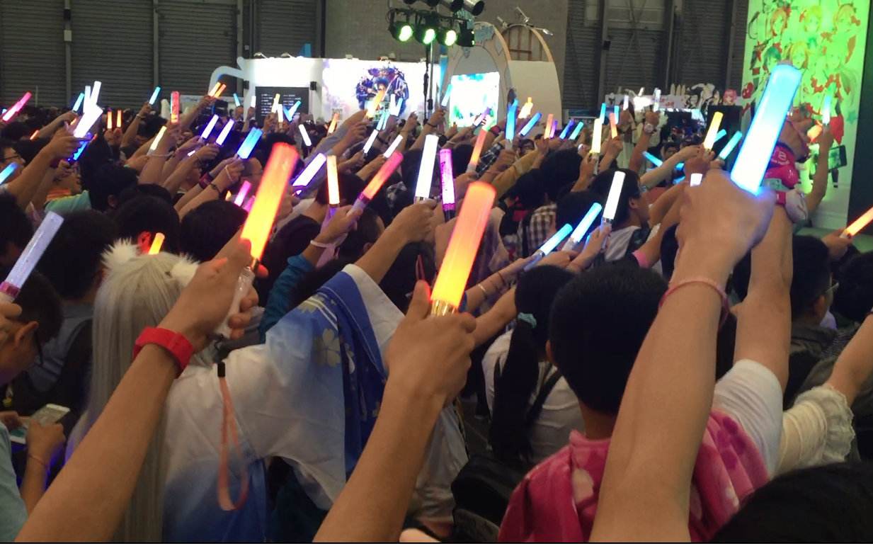 从BTS到吴亦凡，东亚应援文化撕裂了欧美音乐圈