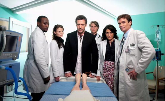 《急诊科医生》口碑平平，为何医疗剧层出不穷却鲜少爆款？