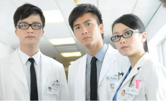 《急诊科医生》口碑平平，为何医疗剧层出不穷却鲜少爆款？