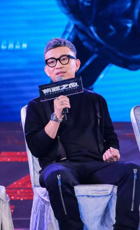 成龍IP+「阿里系」資本，能讓《機器之血》突圍賀歲檔嗎？