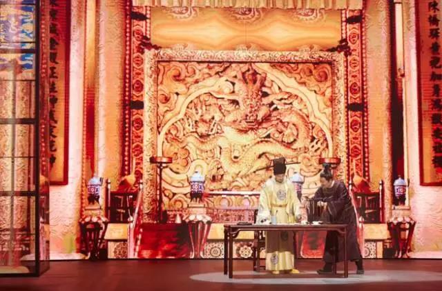 一夜爆紅的《國家寶藏》,會帶領文化類綜藝走出同質化怪圈嗎?