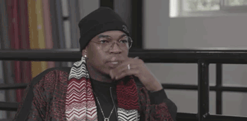 这款ai翻译耳机横空出世,耳朵上的翻译大师,还有智能运动手环功能