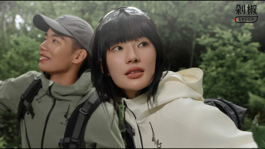 拖欠广告费却高喊“平替始祖鸟”，美特斯邦威这场转型到底栽在哪？