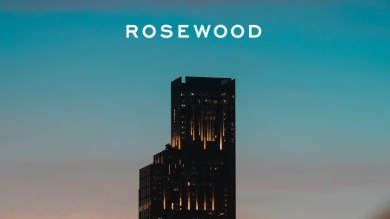 拼命化债的香港郑氏家族，要卖瑰丽酒店？