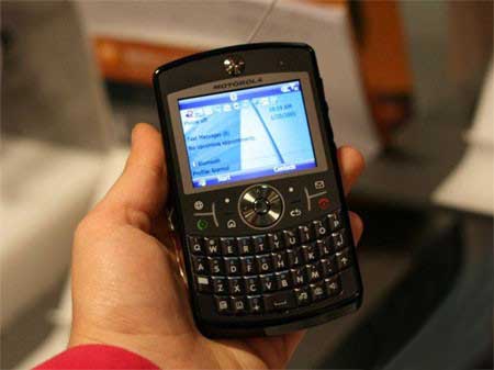 尴尬的“冷宫”新娘：摩托罗拉屡屡瘦身却姿色已去