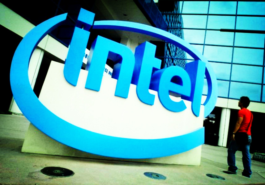 说服主流手机商采用自家芯片，英特尔有点难