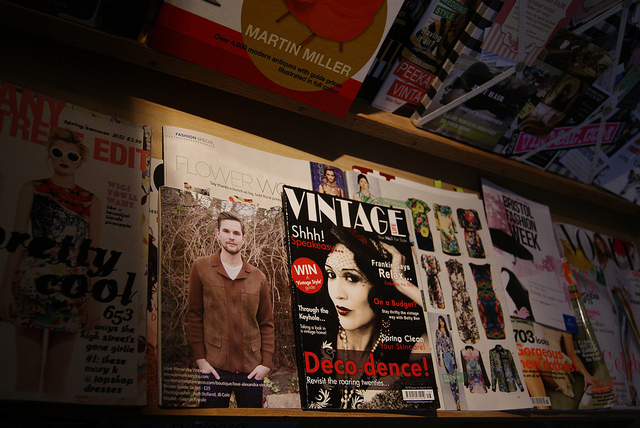 致旧媒体：你是批发，我是零售