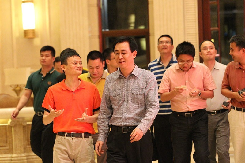 马云“爱上”足球，15分钟买下恒大俱乐部50%股权