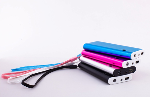 9月28日坏消息榜｜移动电源变“移动炸弹”；开车使用谷歌眼镜也危险