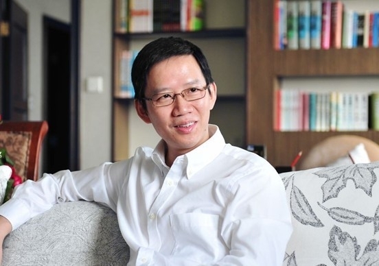 吴晓波给出版业一次大胆民间尝试划上句号，皖新传媒收购蓝狮子