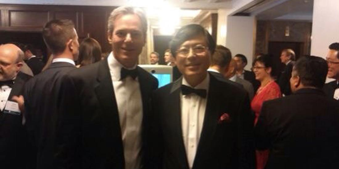 杨元庆与马斯克同登爱迪生奖领奖台 如何在成熟产业里保持创新