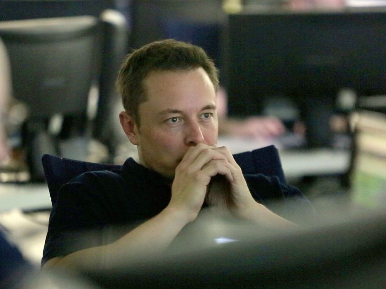 马斯克，那个让汽车也互联网的人