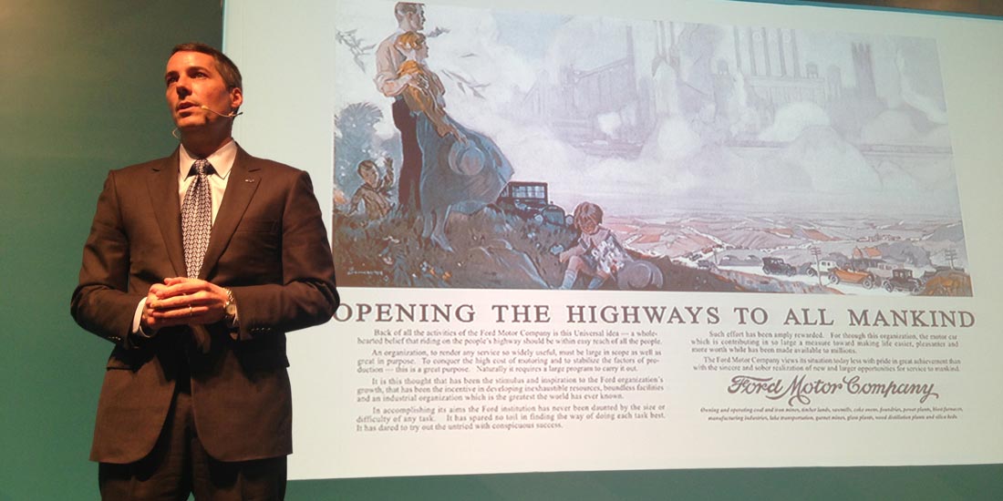 福特：电脑展上的汽车玩家