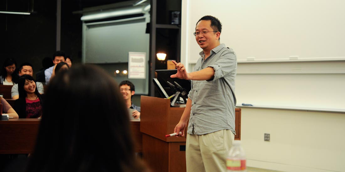 周鸿祎自曝搅局百度购91交易案 | 商业价值今日看点