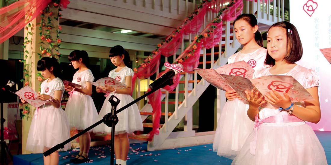 护舒宝：关爱青春期女童