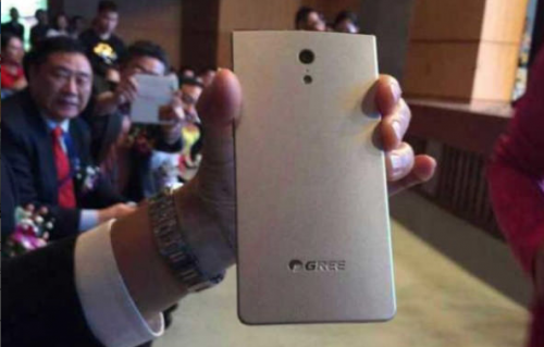 董阿姨想借手机进军智能家居，恐怕没那么容易