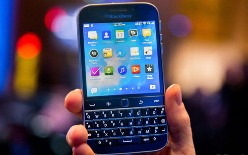 黑莓或推Android手机：重获新生，还是自取其辱？