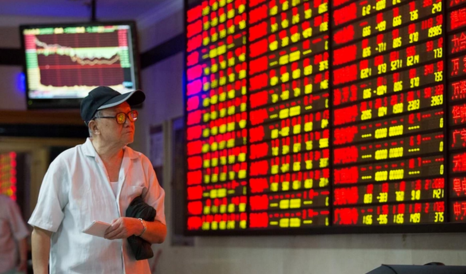 Another Side of the Crashing Chinese Stock Markets: The Devaluation of Chinese Currency