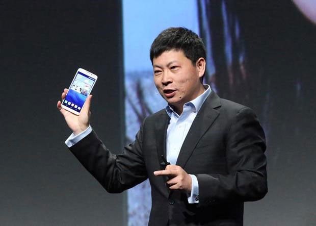 【钛晨报】有钱任性，华为手机半年完成全年目标，发两次年终奖