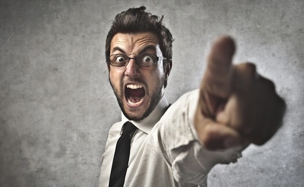 知名女作家六六发微博直指刘强东，竟是“一批烂山竹引起的炮轰”