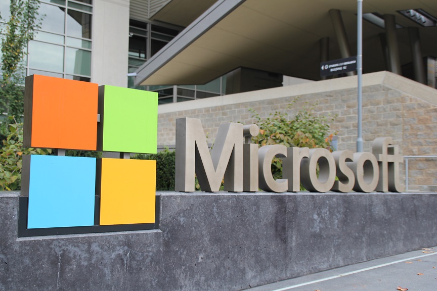 纳德拉上任18个月，微软美国Redmond总部到底发生了什么？