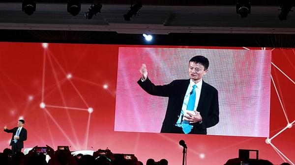 马云：在美国，电商是甜点；在中国，电商是主食