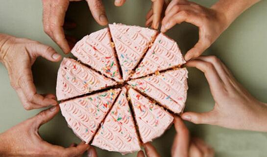 从首席娱乐官“互撕