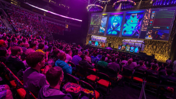 为何游戏直播平台突然兴起，并能够狂热吸金？