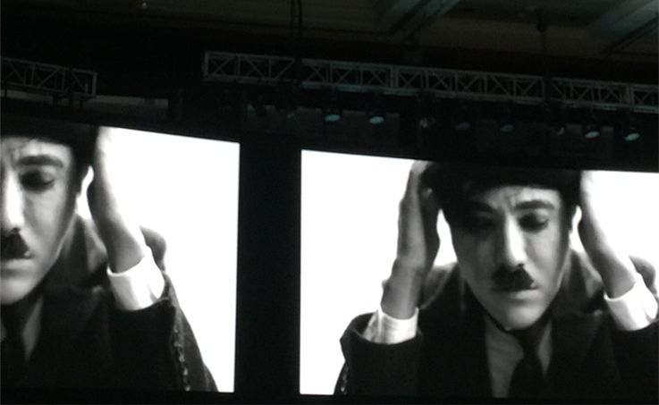 新浪娱乐：2分钟，“最美表演”帮你摘下明星的面具