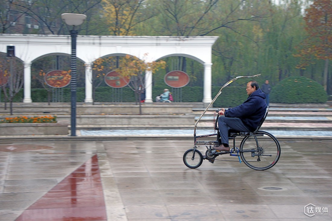 Photo Gallery 003: The Dream Of A 58-Year-Old Entrepreneur & Bicycle-Maker