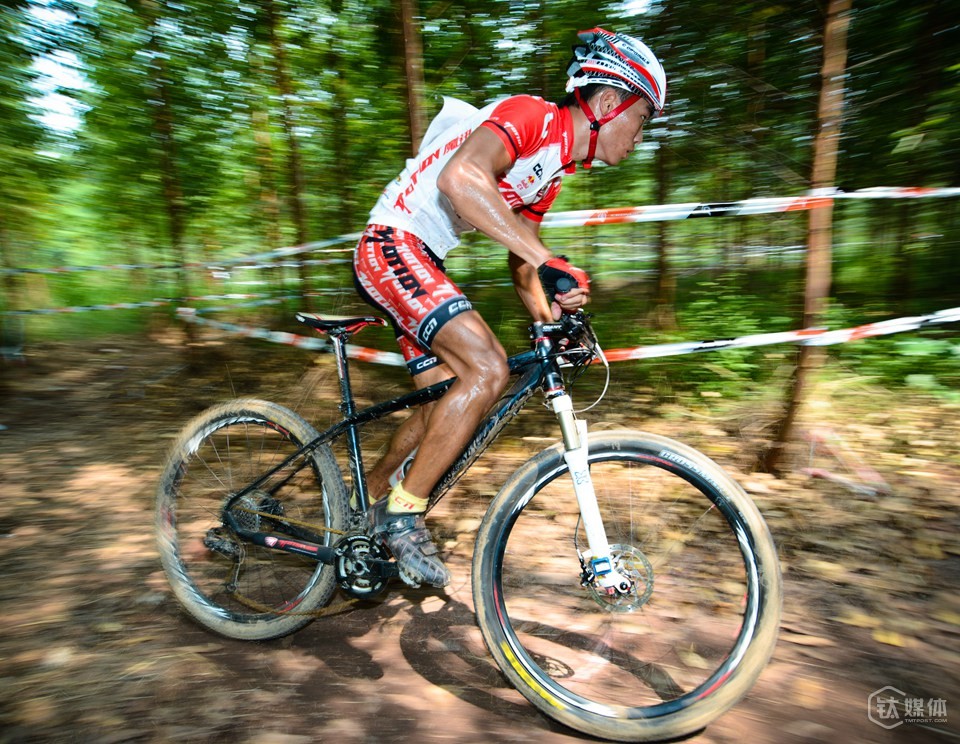 风正烈，奔跑吧