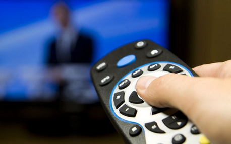 广电强推自家电视盒子，是为整治乱象还是“不许百姓点灯”？