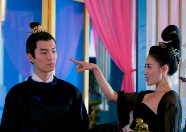 《太子妃》穿越基腐风过后，谁会是下一部收视爆款？