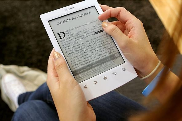 粗暴付费注定进程缓慢，信息过剩时代谁会为文字买单？