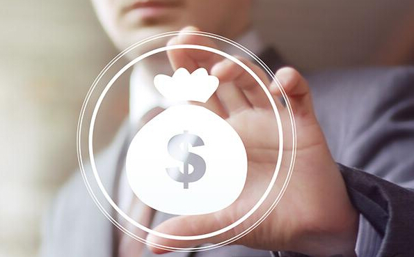 互联网金融来势凶猛，银行会重蹈昔日电信业的覆辙吗？