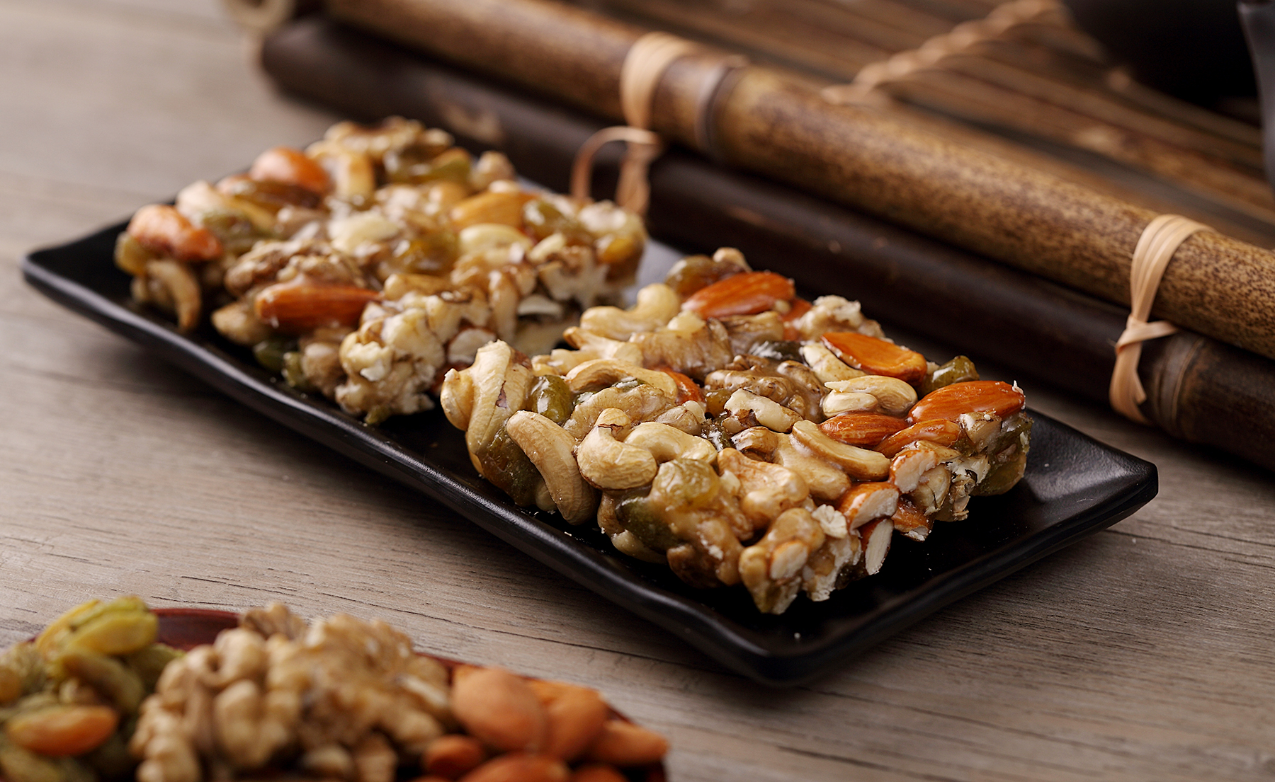 【潜在投资分析】“切糕王子”，这是个充满个人奋斗色彩的新疆特色零食电商