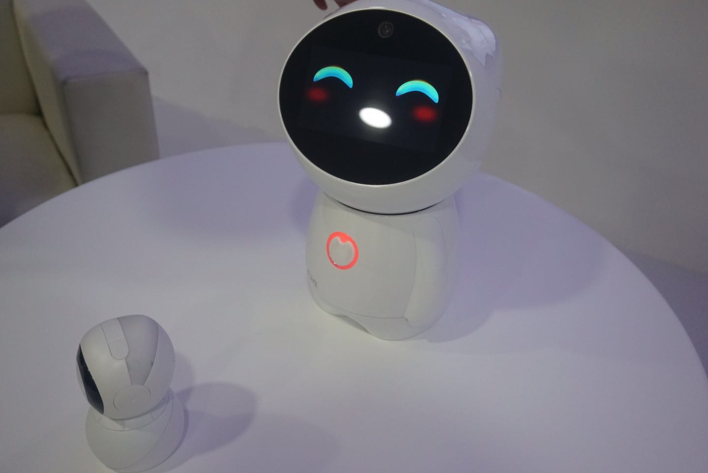 深耕安防领域多年后，大华将触角伸向了儿童机器人