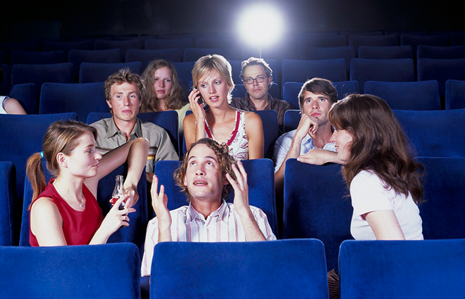 方励为《百鸟朝凤》下跪，为的是票房，不是拯救文艺片