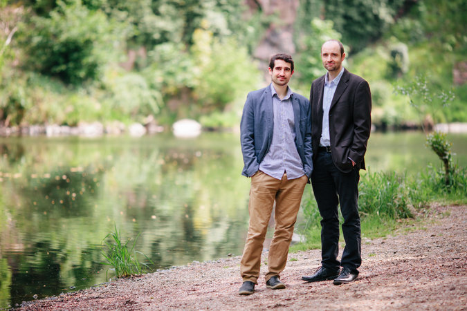 左为Christoph Jentzsch，DAO基本代码的幕后功臣。右为他的兄弟Simon。图片来自Credit Yvonne Jaursch。