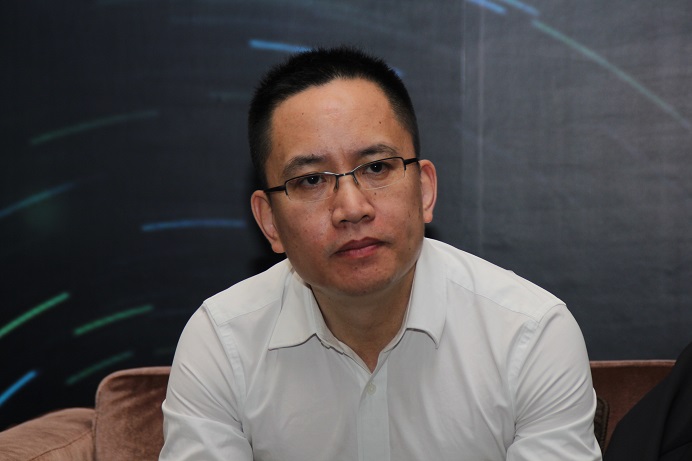 联想盯上PC、互联网、手机之后第四个产业机遇，想靠资本推动企业云