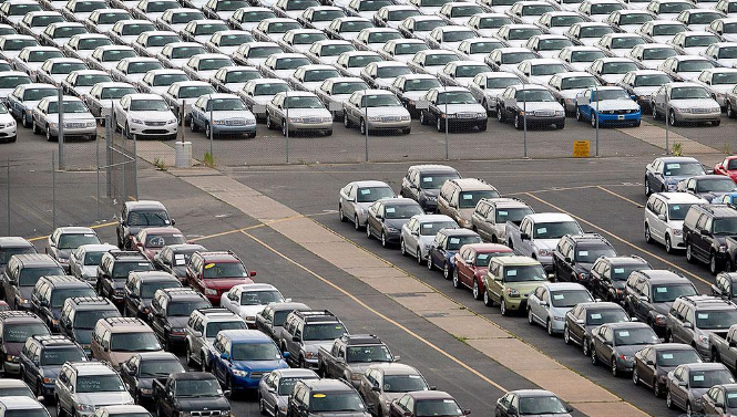 “丑闻”不断的汽车行业，“互联网化”会是一剂良药吗？