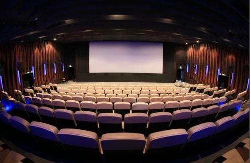 竖立“保底发行”大旗入局影视的新贵，可能只得到了战死沙场的机会