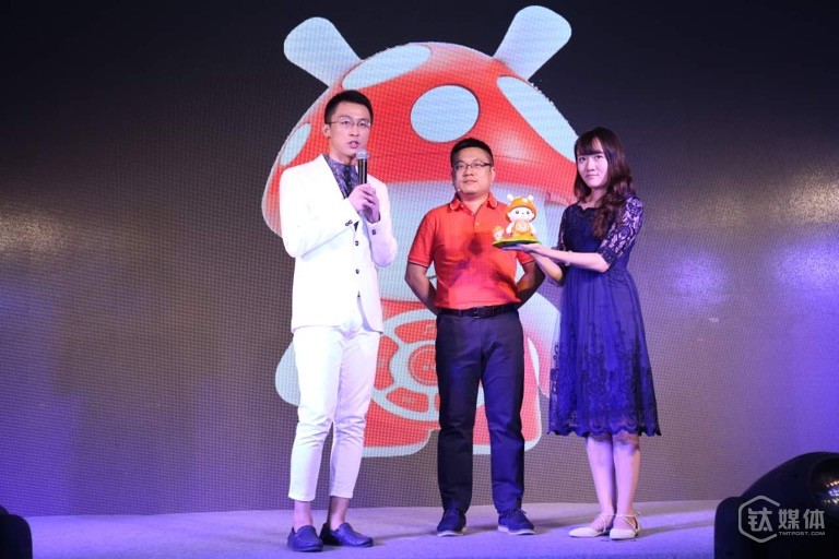 一款聊天芯片的智能娃娃，如何替你陪伴小朋友？