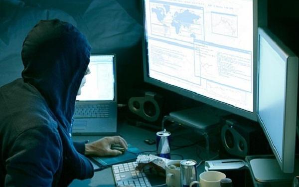 A Glimpse Of The Life Of Chinese Hackers: Heroes And Thieves In The Digital World