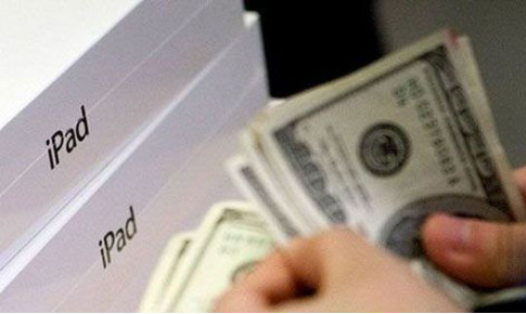 苹果明明“富可敌国”却为什么爱“哭穷”?