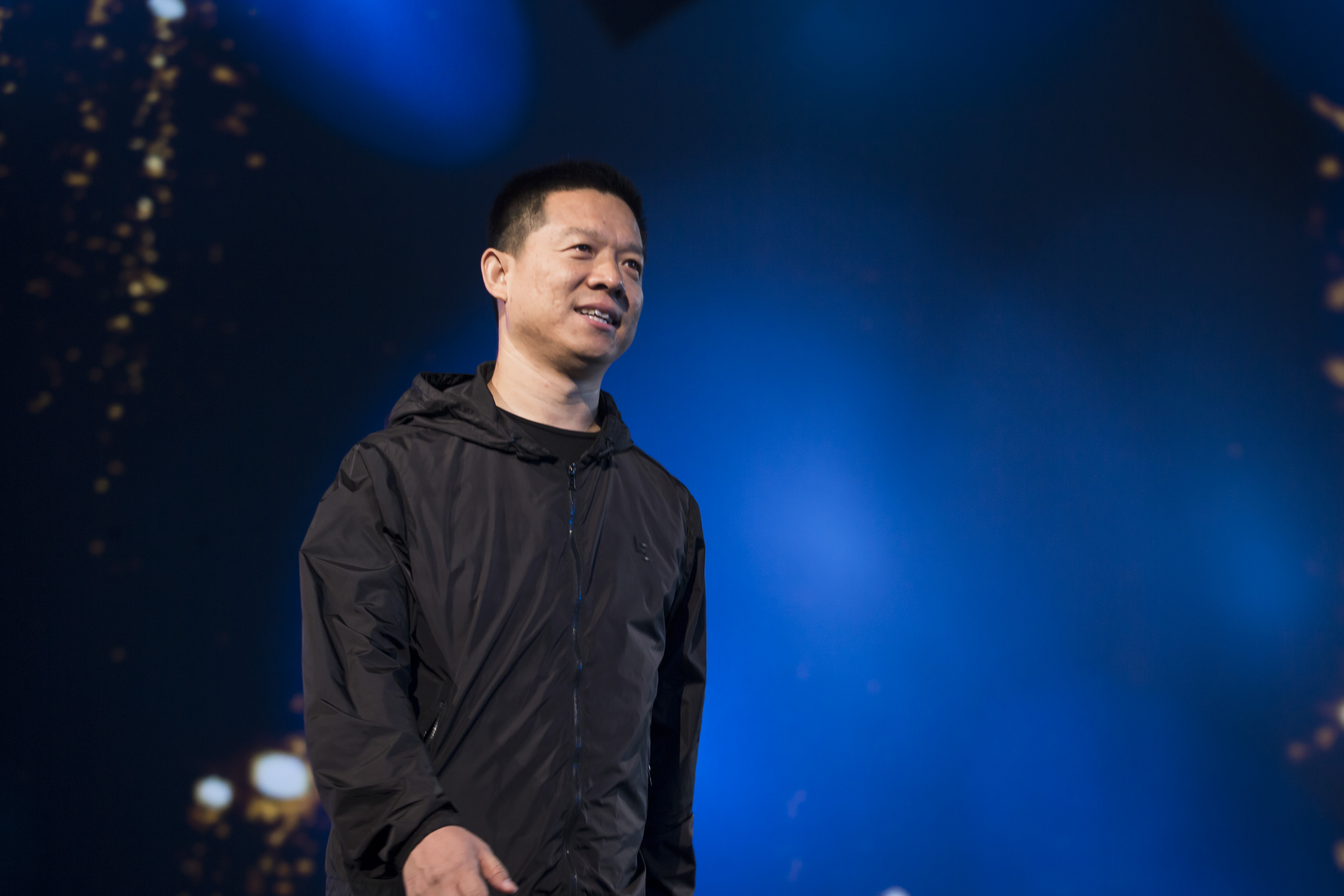 “两家一点都不一样”，硬要拉上亚马逊的乐视也就是做个小广告